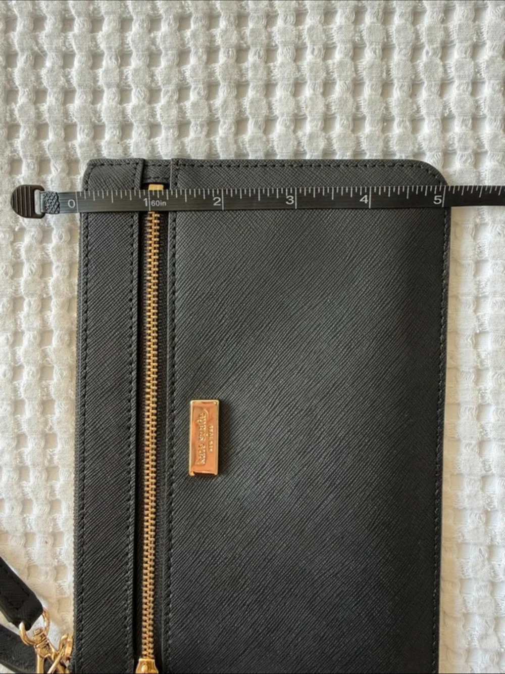 Kate Spade Tinie Laurel Way Wristlet Black Leather WLRU2677